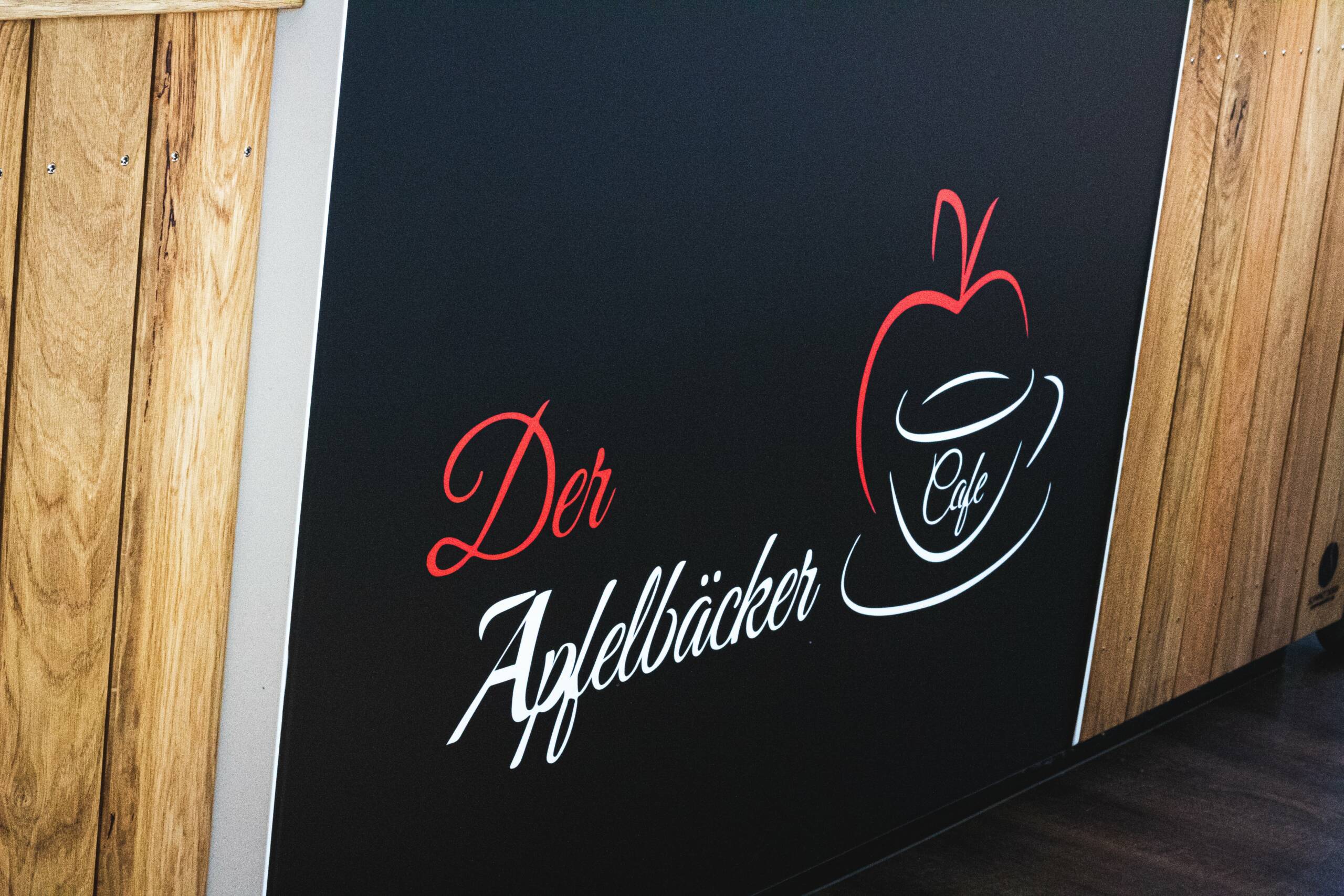 Logo Design Der Apfelbäcker